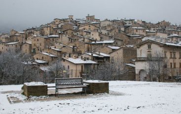 Neve: scuole chiuse in molti comuni abruzzesi