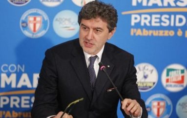 Marsilio è il nuovo presidente della Regione Abruzzo: “La vittoria larga ci aiuterà ad essere coraggiosi”